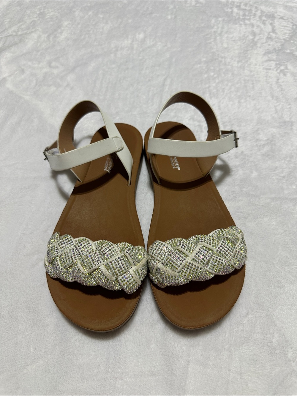 Forever comfort | size 7 | rhinestone sandal